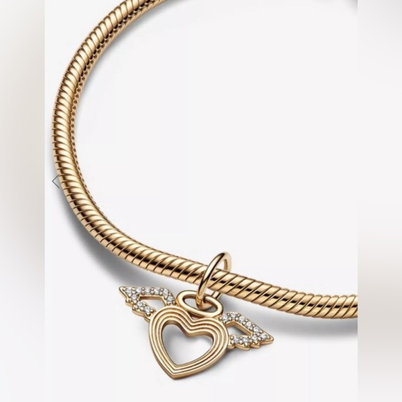 PANDORA Authentic 14K Gold Heart & Angel Wings CZ Charm 752362C01 NIB - Picture 3 of 3